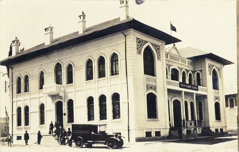 ساختمان پست و تلگراف قونیه